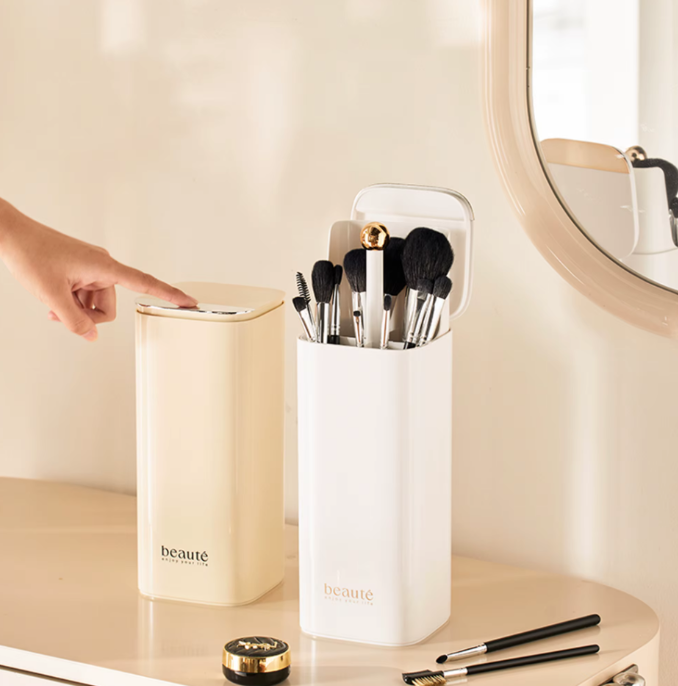 Gray helmet for bikers